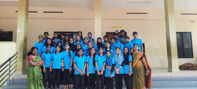 പ്രമാണം:LK Batch 1.jpg