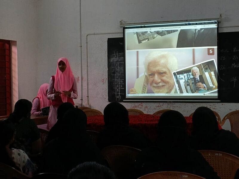 പ്രമാണം:11006-KGD-LKCS22-2 - KITE, Kasaragod.jpg