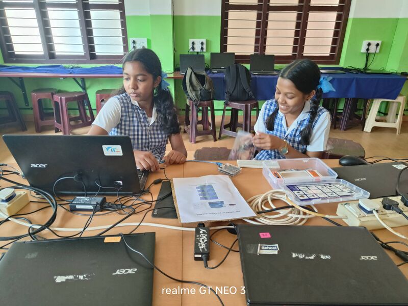 പ്രമാണം:16002 itfest2025march3.jpg