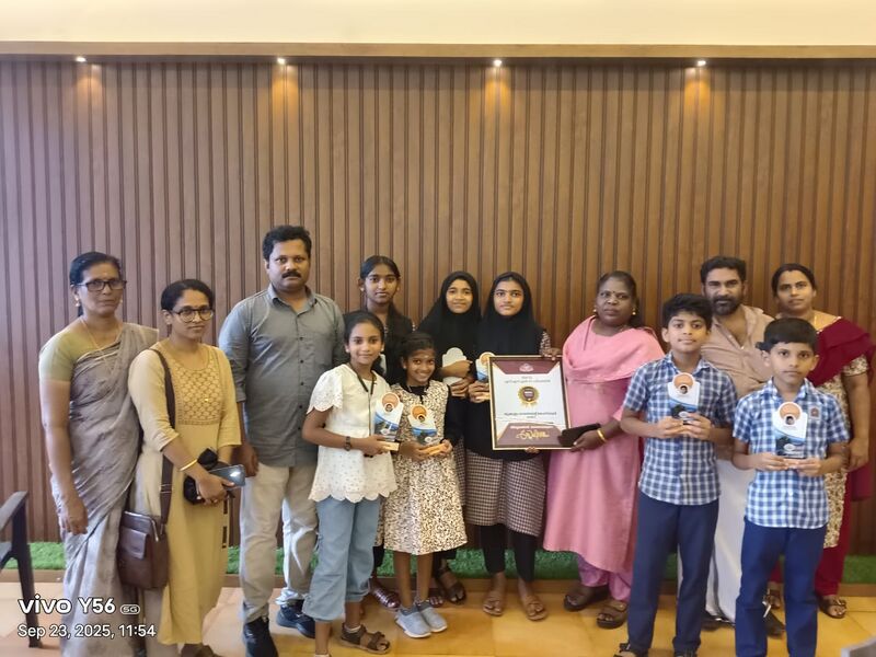 പ്രമാണം:19451 GHS TRIKKULAM 100%RESULT.jpg