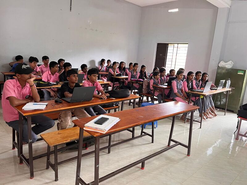 പ്രമാണം:21909-LK camp-2024-25-May 27.jpg