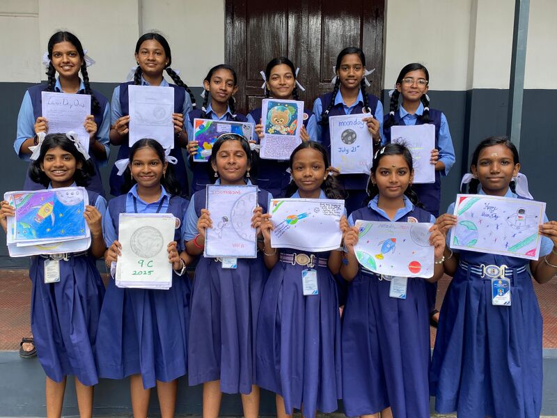 പ്രമാണം:22053 ചാന്ദ്രദിനം.jpg