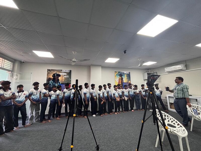 പ്രമാണം:23066-FISAT Visit-AR&VR Lab-LK-2025-1.jpg