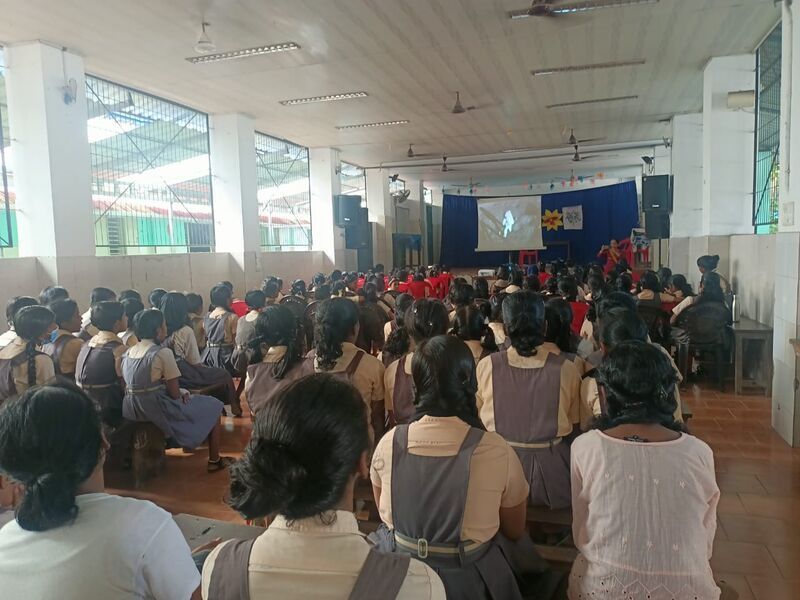 പ്രമാണം:26262 hitec image5.jpg