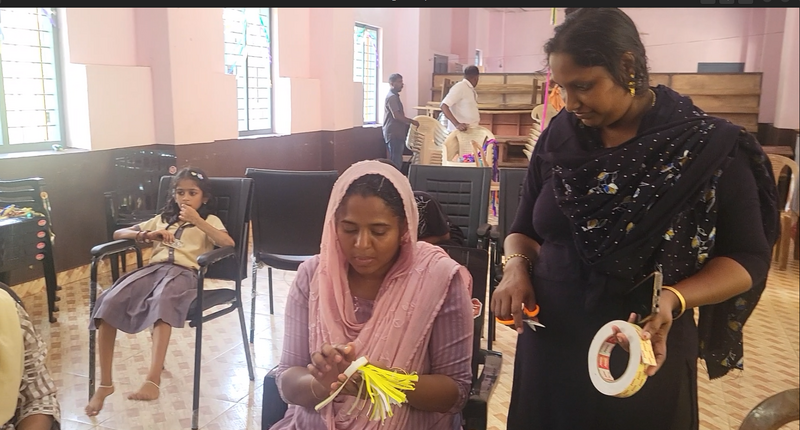 പ്രമാണം:29228 pt12.png