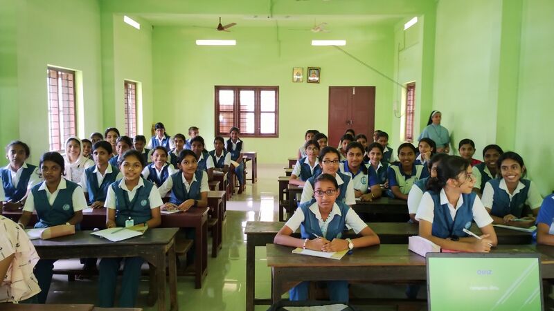പ്രമാണം:31076KTM VAYANA 6.resized.jpg