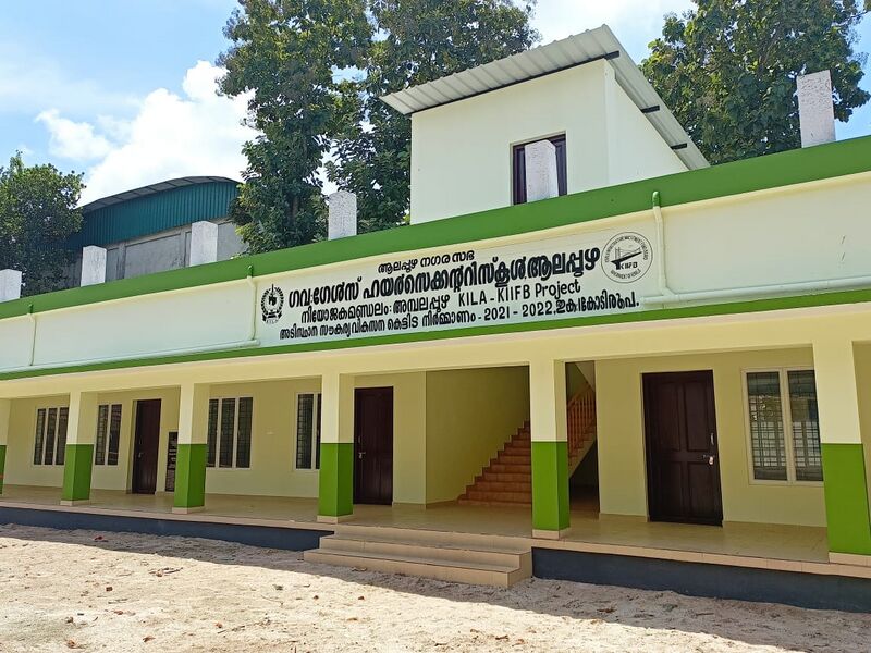 പ്രമാണം:35014 school pic 2.jpeg