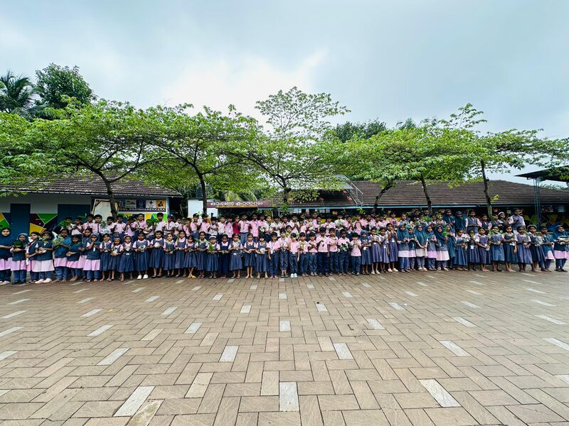 പ്രമാണം:WORLD FRIEND SHIP DAY.jpg