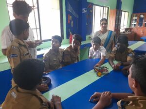 14016-hitech lab activity.jpg