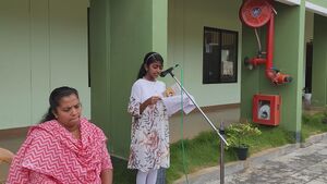 15366 diza reading.jpg