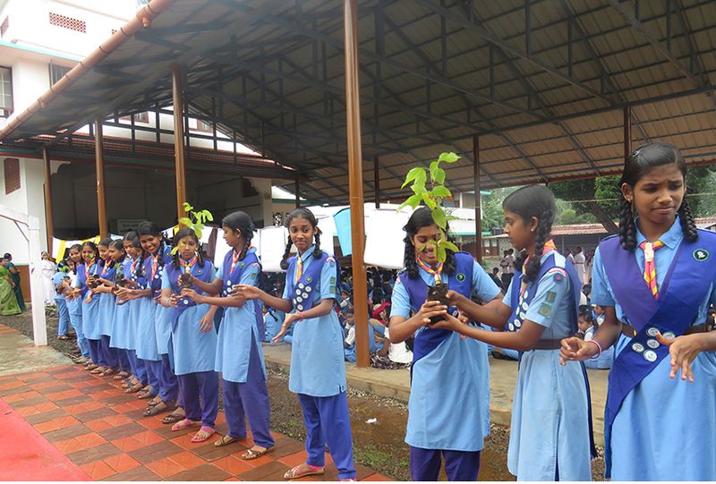 പ്രമാണം:25024sgpics (2).JPG