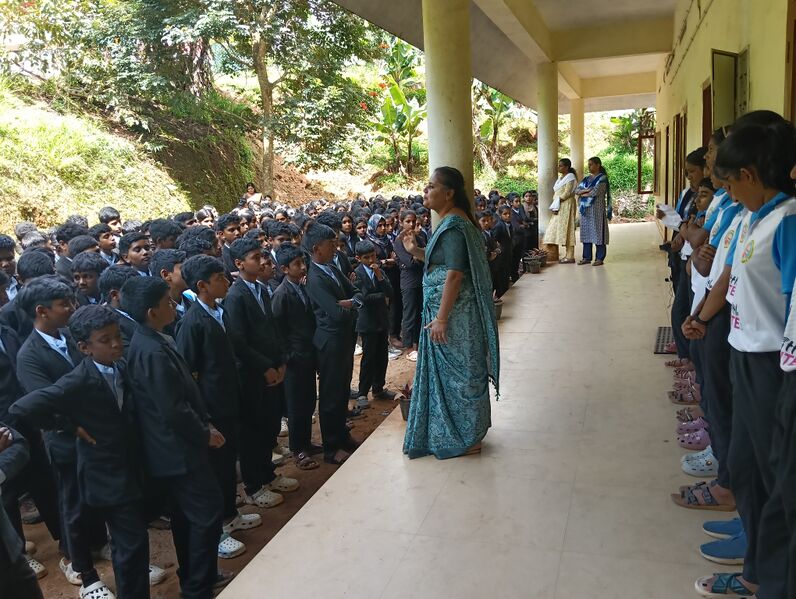 പ്രമാണം:30084 Software Freedom Day Assembly.jpeg