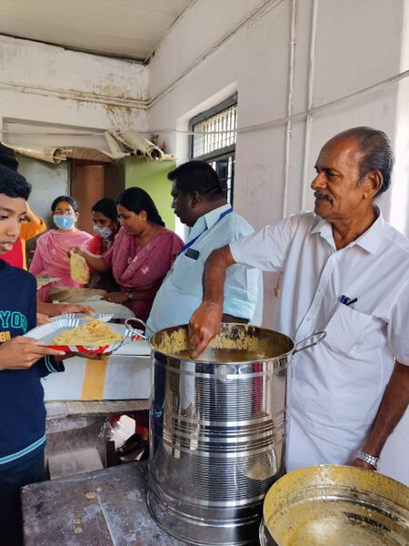 പ്രമാണം:33027 food.jpeg