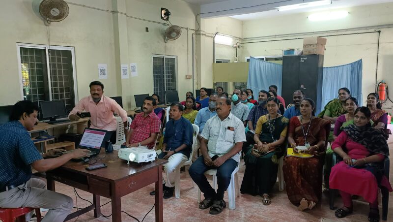 പ്രമാണം:34013sathya meva.jpg