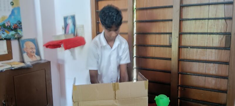 പ്രമാണം:35052 election class leader 1.jpg