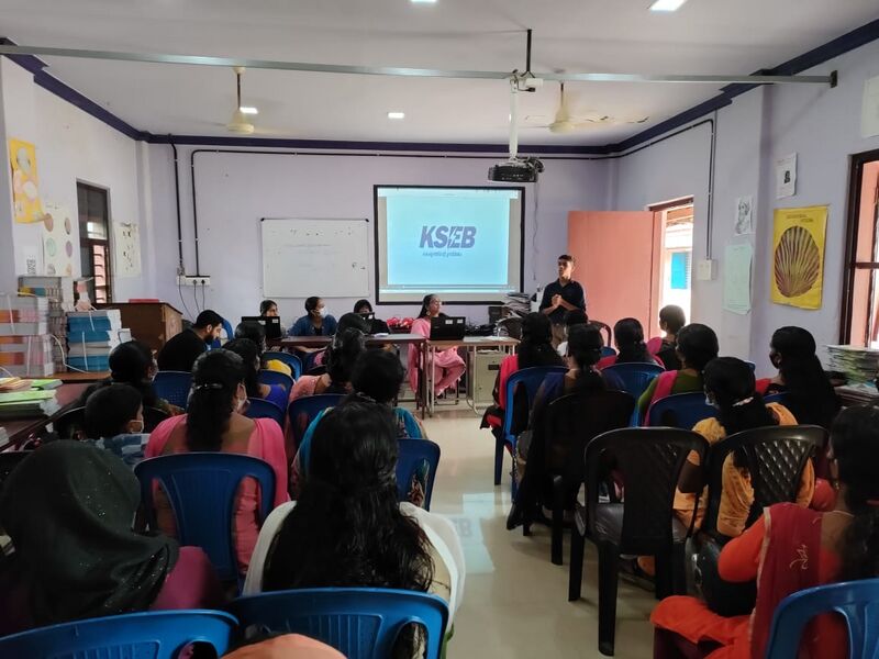 പ്രമാണം:36053-ALP-LKCS22-4 - NRPM HSS.jpg