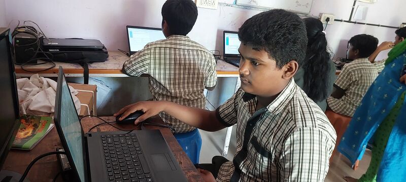 പ്രമാണം:36055 exam1.jpg