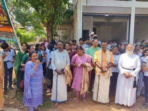 37001 LK Road Show-3.jpg