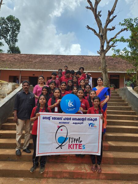 പ്രമാണം:38102 LK students.jpg