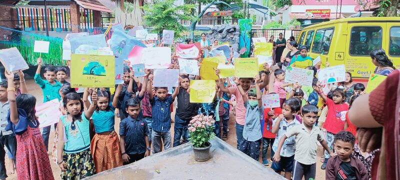 പ്രമാണം:42423 bhasha.jpg