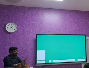 43069 hightech classroom1.jpg