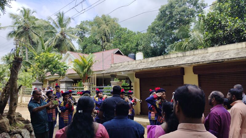 പ്രമാണം:Dfp 1.jpg