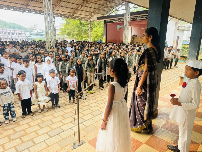 പ്രമാണം:12039 lp assembly.jpg