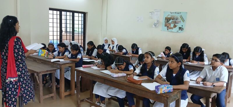 പ്രമാണം:14023-environmentday quiz-up.jpg