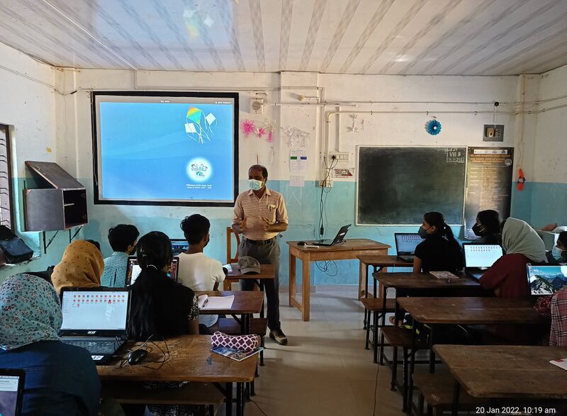 പ്രമാണം:15060 p16.jpg