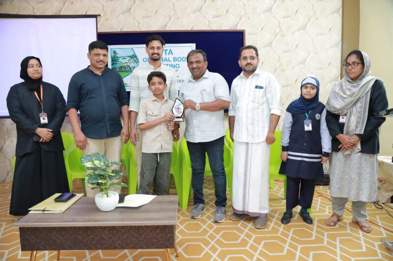 പ്രമാണം:18670 pta meeting 1 24-25.jpg