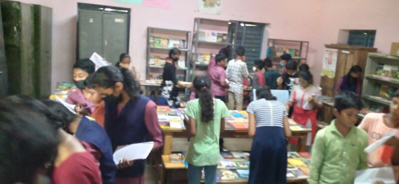 പ്രമാണം:21068 library03.jpeg