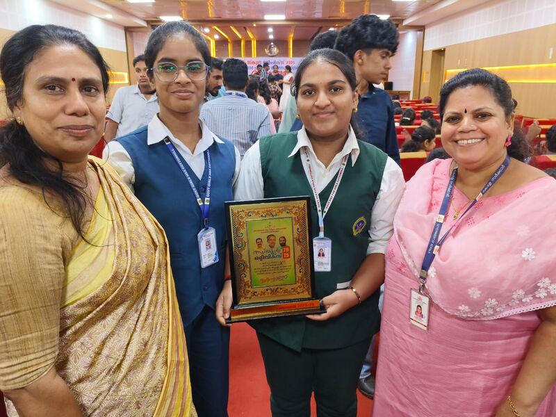 പ്രമാണം:43085 oly2.jpeg