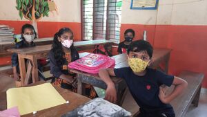 BS21 KLM 41539 5.jpg