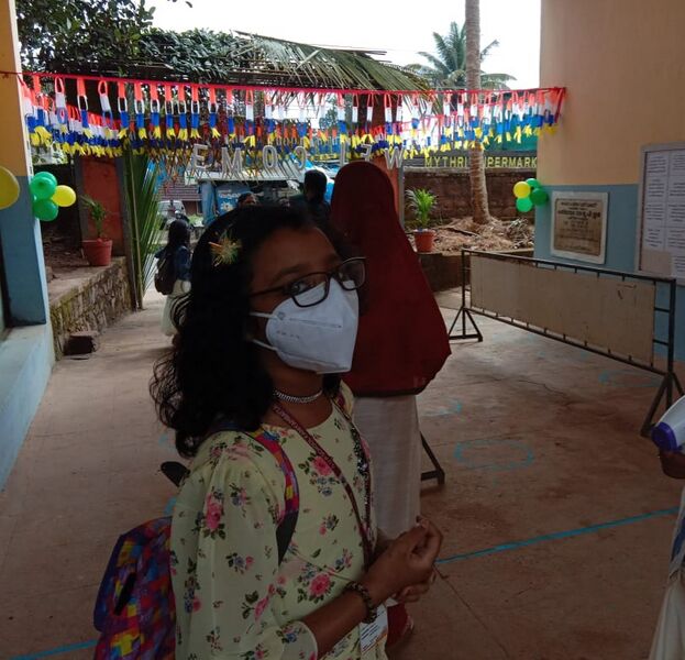 പ്രമാണം:BS21 WYD 15244 2.jpg