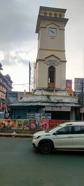 പ്രമാണം:Clock tower.jpg