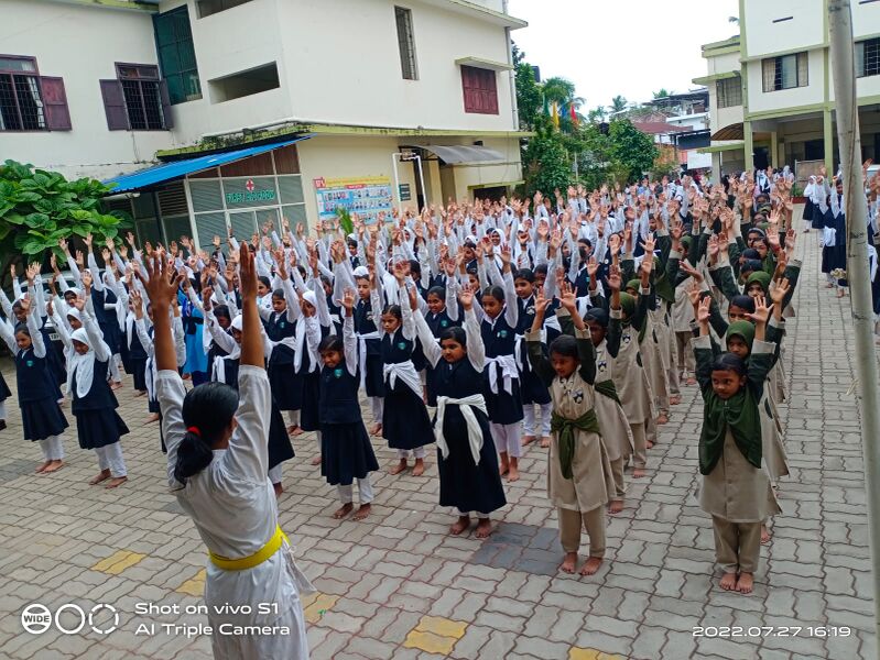 പ്രമാണം:കരാട്ടെ 2.jpg