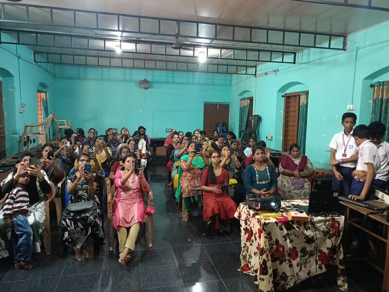 പ്രമാണം:22002lkAI training1.jpeg