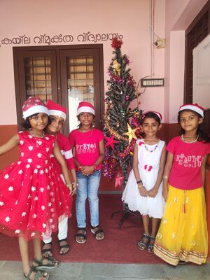 22212cncnnXmas celebration.jpg