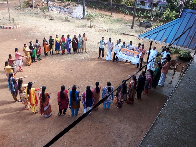 പ്രമാണം:22276-pothuvidyabhyasa yanjam.jpj.jpg