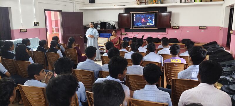 പ്രമാണം:23009 lk camp7.jpg