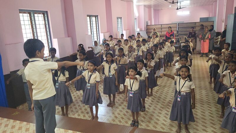 പ്രമാണം:29228 hi.jpg