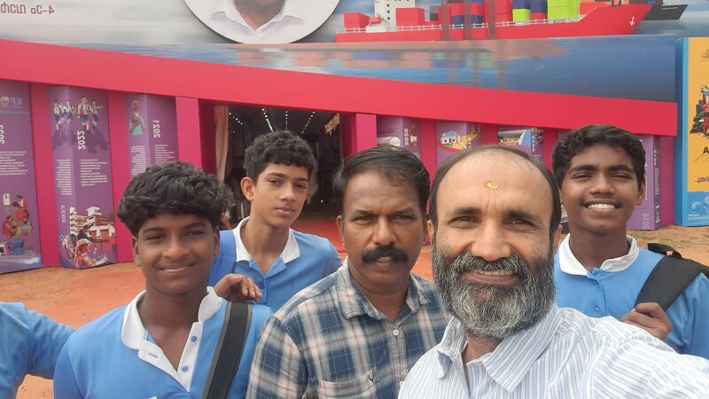 പ്രമാണം:41031-Ente keralam3.jpeg