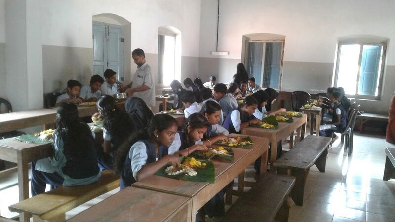 പ്രമാണം:43004 2003.jpg