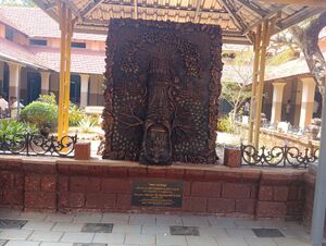Ammamalayalamstatue.jpeg