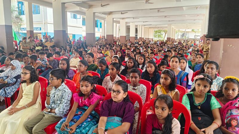 പ്രമാണം:June 2-1.jpg