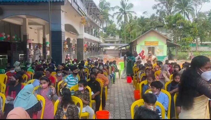 പ്രമാണം:14451 131.jpeg