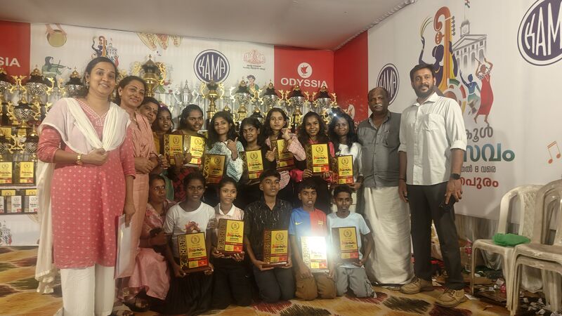 പ്രമാണം:23057 KalolsavamAgrade.jpeg