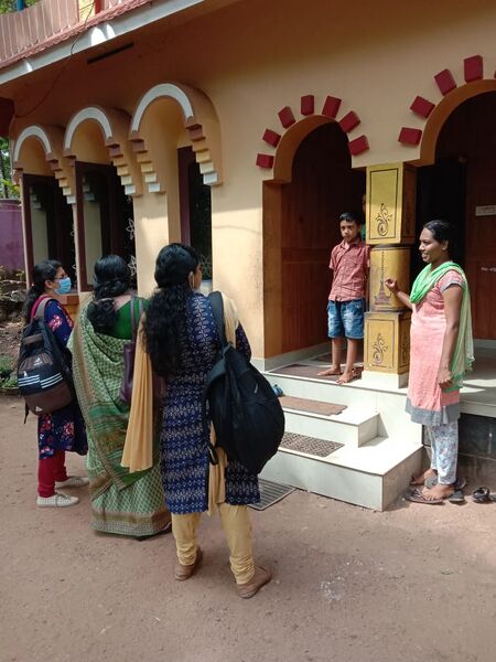 പ്രമാണം:40230 snehayathra222.jpg