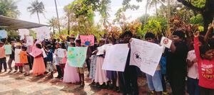 42341 lahari virudda dinaM.jpg