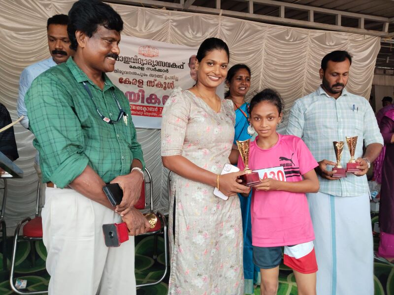 പ്രമാണം:43240 smeet2.jpg